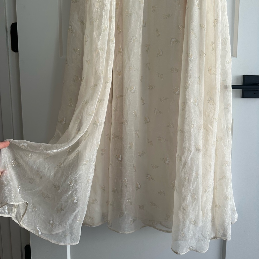 Worth Collective Mona Maxi Dress with Smocking in Butter Floral Size Medium - Picture 10 of 16